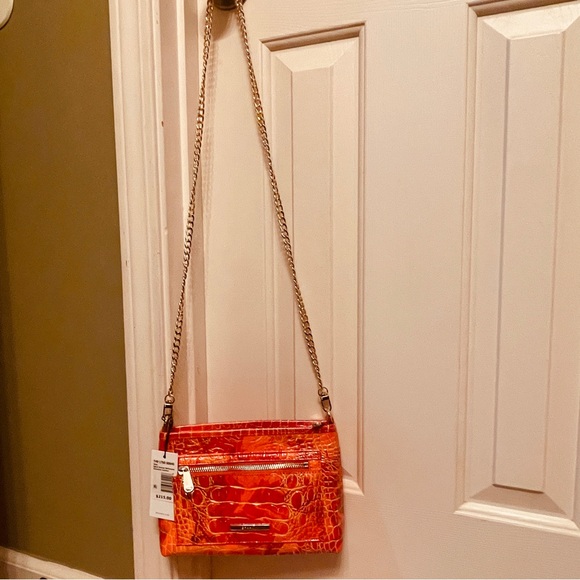 🍊NWT! SALE! Brahmin Spicey Orange Leather Croc Embossed Crossbody/Gold Accents!! - Picture 11 of 13